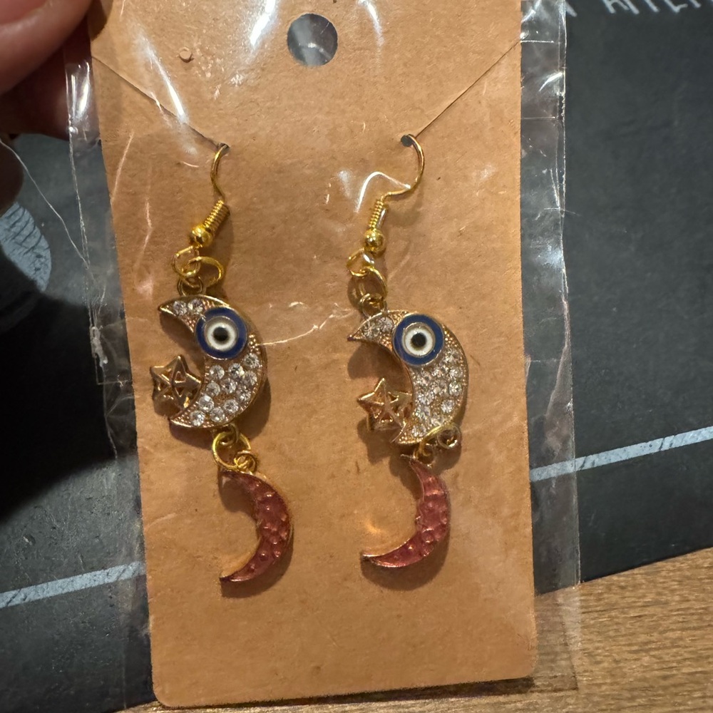 Handcrafted Half moonlight drop earrings - Picture 2 of 2